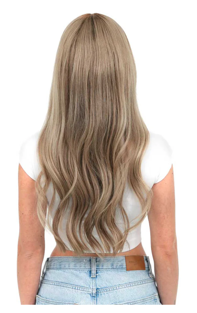 Sara Mittelblond Ash Balayage