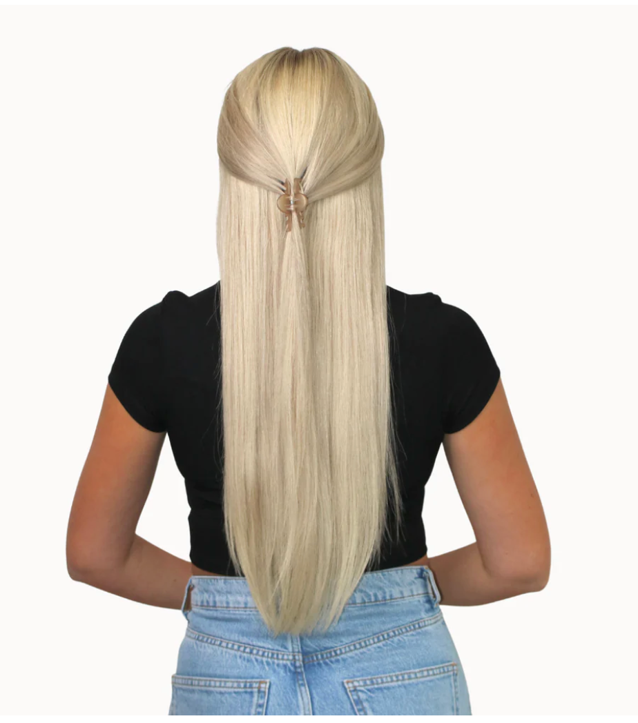 Freja Star Hellblond