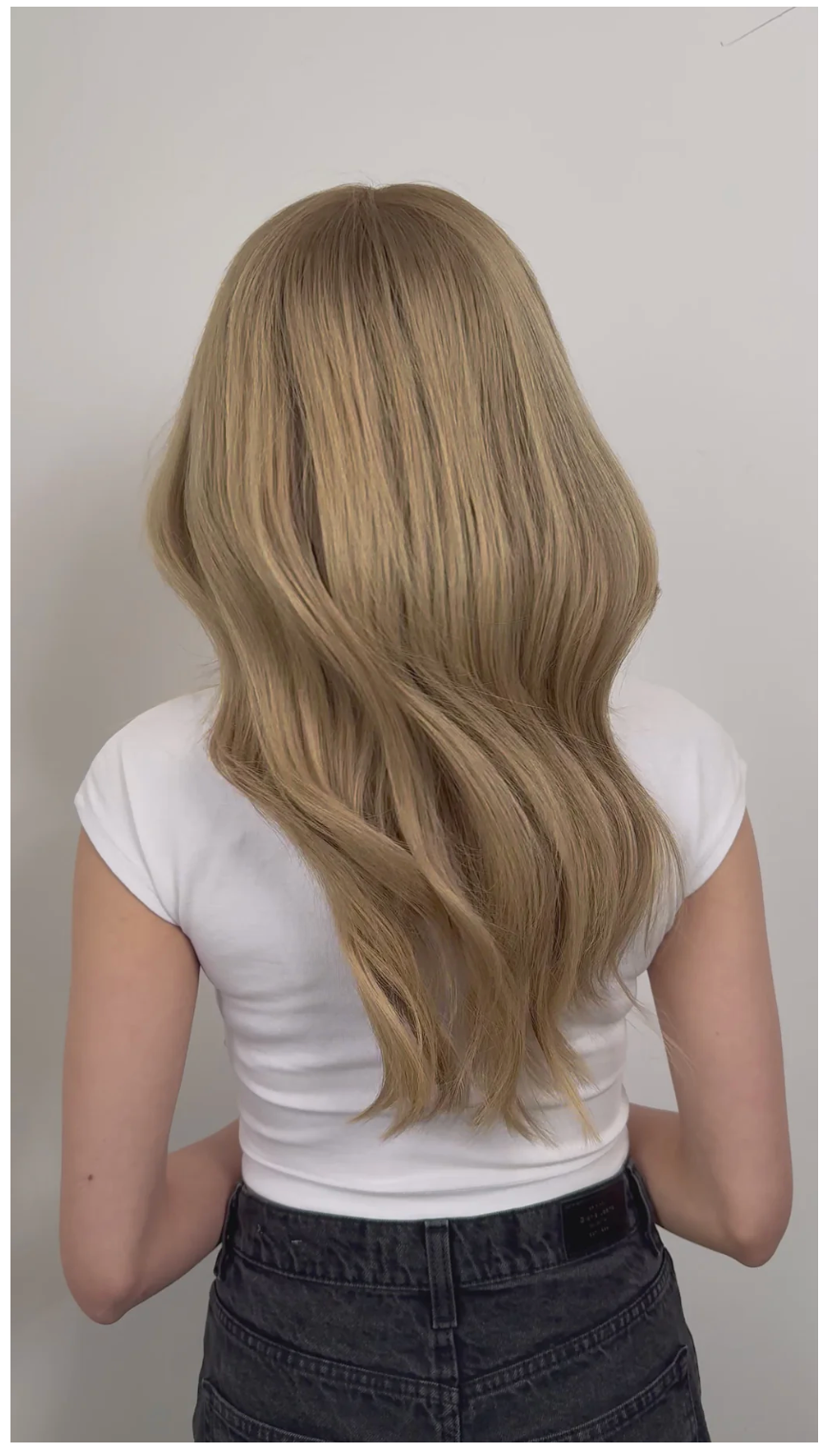 Ella Aschblond Beige Balayage